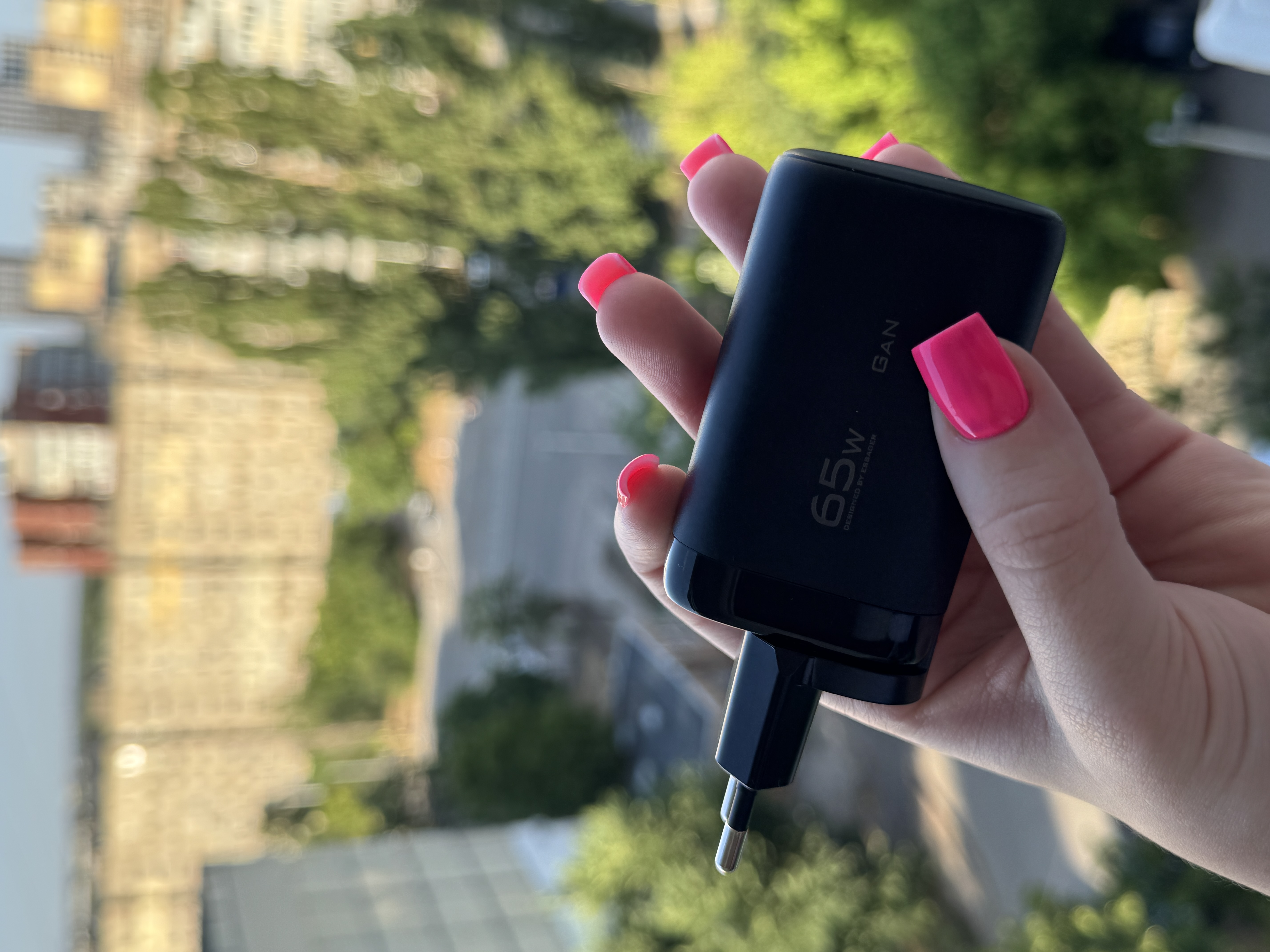 Essager GaN 65W Мережевий зарядний пристрій 3 порти (2x USB-C + USB-A) PD3.0 QC3.0 PPS
